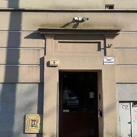 Daire Radosna, Stare Podgorze, *